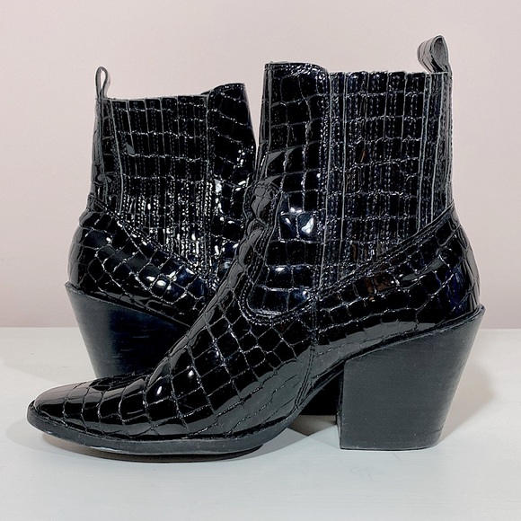 Aqua Aqua Womens Star Patent Block Heel Ankle Boots - Picture 5 of 9